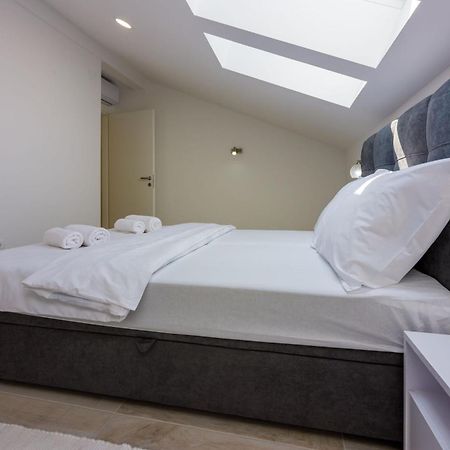 Apartments Cvetkovic ツリクヴェニツァ エクステリア 写真