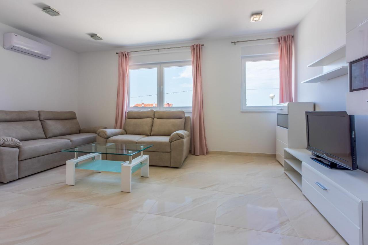 Apartments Cvetkovic ツリクヴェニツァ エクステリア 写真