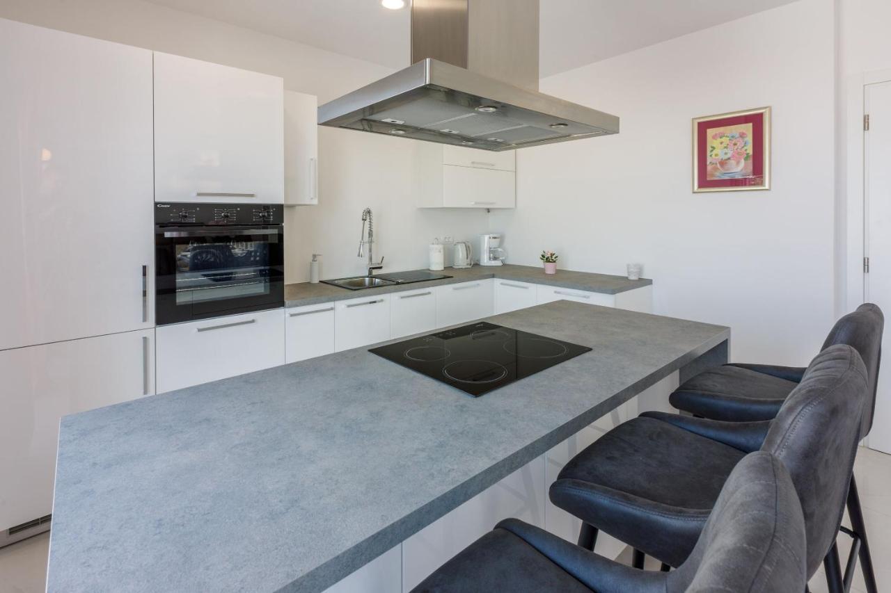 Apartments Cvetkovic ツリクヴェニツァ エクステリア 写真